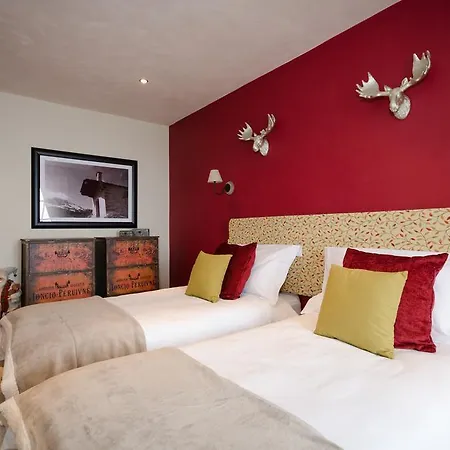 Black Diamond Hotel