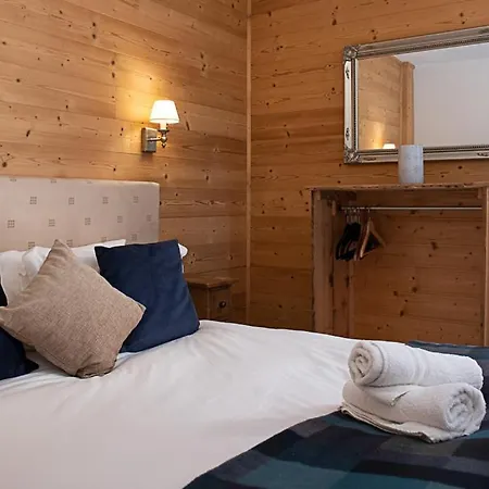 Black Diamond Hotel 4*