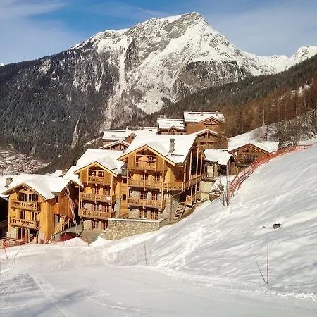 Black Diamond Foy Hotel 4*