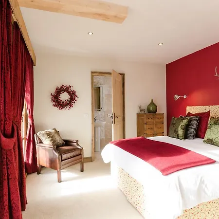 Black Diamond Foy Hotel 4*