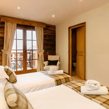 Black Diamond Foy Hotel 4*