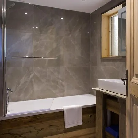 Black Diamond Foy 4*