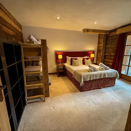Black Diamond Foy Hotel
