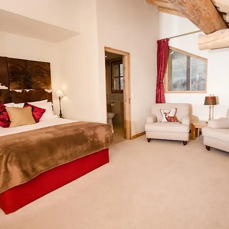 Hotel Black Diamond Foy